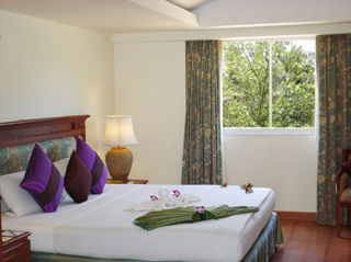 Sea Pearl Beach & Spa Patong Екстериор снимка