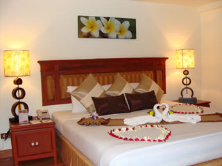 Sea Pearl Beach & Spa Patong Екстериор снимка